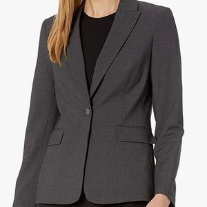 Calvin Klein Women’s One Botton Liz Blazer
